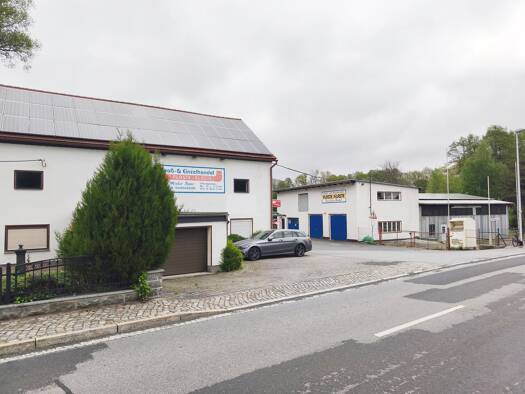 Haus zum Kauf 395.000 € 20 Zimmer 208,5 m² 22.867 m² Grundstück Frankenthal 01909