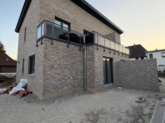 Wohnung zur Miete - Erstbezug 575 € 1 Zimmer 31,9 m² 1. Geschoss frei ab 01.12.2026 Zweigstraße Osternburg Oldenburg 26135