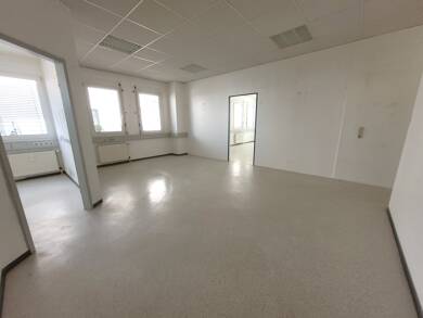 Ladenfläche zur Miete 950 € 4 Zimmer 117 m² Verkaufsfläche Langensteinbach Karlsbad 76307