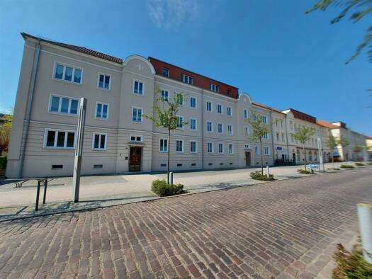 Wohnung zur Miete 571 € 3 Zimmer 67,2 m² 1. Geschoss frei ab 01.09.2026 Strelitzer Straße 32 Neustrelitz Neustrelitz 17235