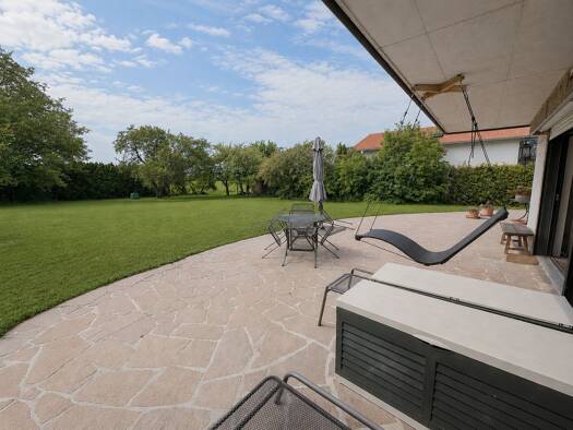 Einfamilienhaus zum Kauf 700.000 € 8 Zimmer 210 m² 869 m² Grundstück Weidach Chieming 83339