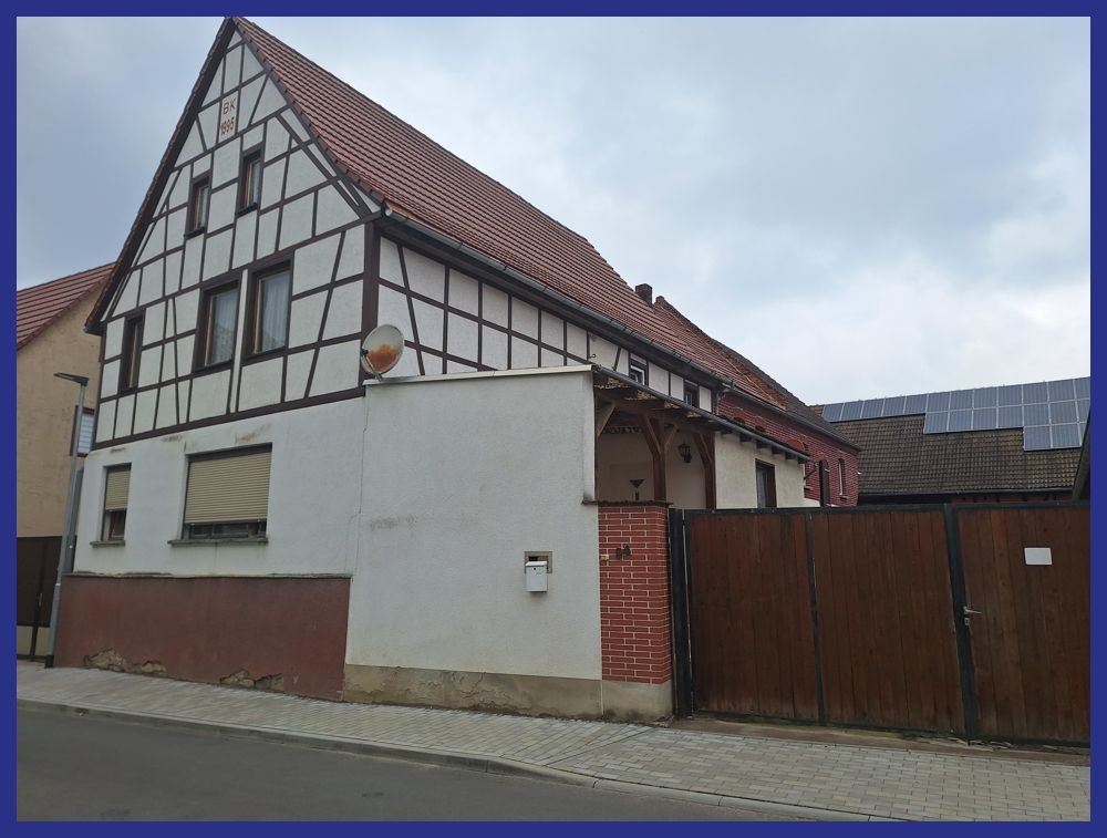 Bauernhaus zum Kauf 149.000 € 7 Zimmer 176 m²<br/>Wohnfläche 1.035 m²<br/>Grundstück Auerstedter Obergasse 84 Auerstedt Auerstedt 99518