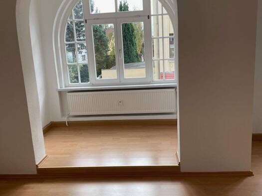 Wohnung zur Miete 420 € 2 Zimmer 66,7 m² 1. Geschoss frei ab sofort Wielandstraße 35 Altenburg 04600