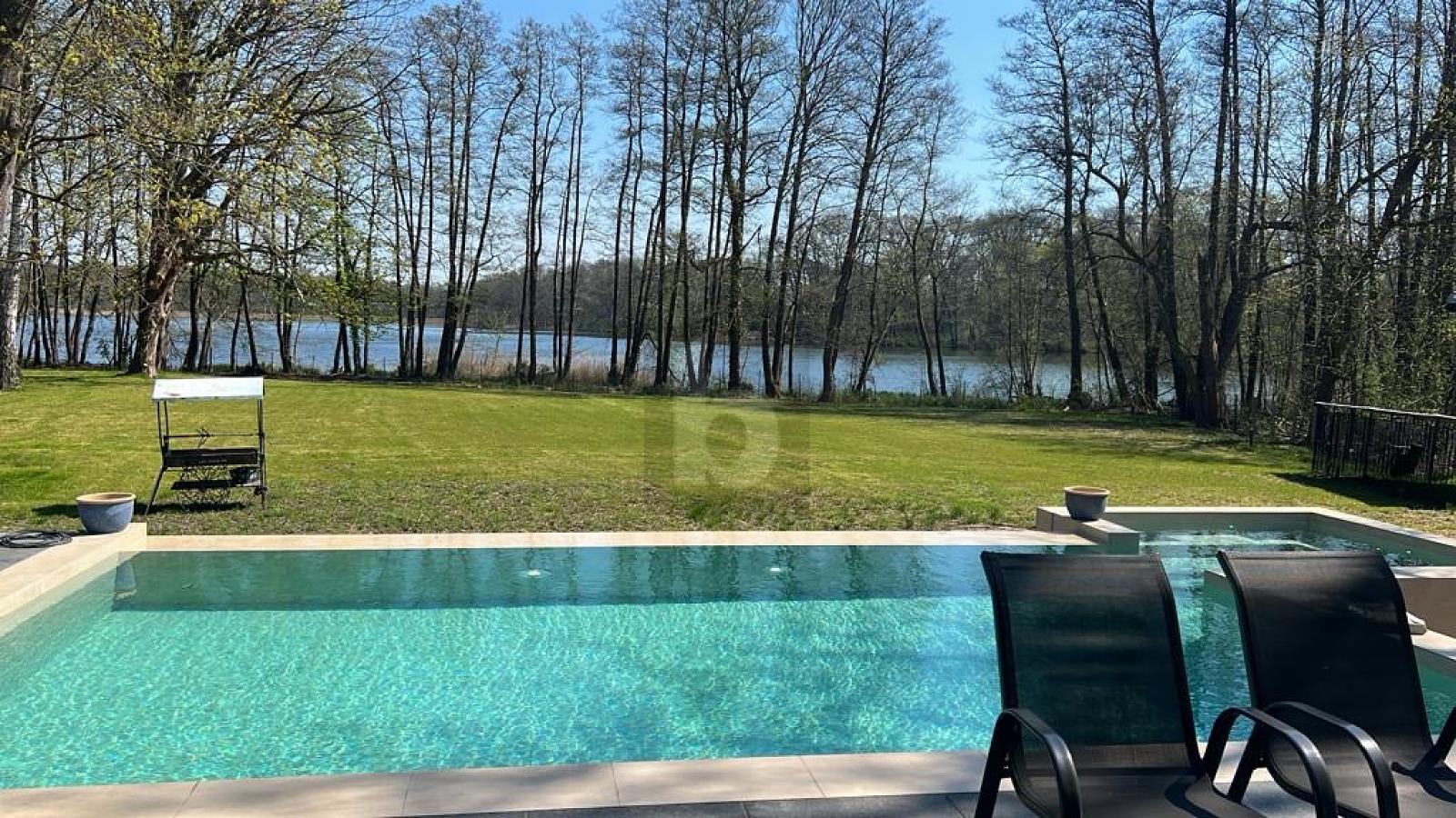 Villa zur Miete 5.500 € 5 Zimmer 325 m²<br/>Wohnfläche 3.200 m²<br/>Grundstück Mühlenbeck Mühlenbeck 16567