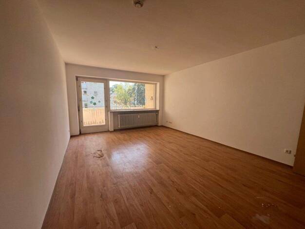 Wohnung zur Miete 360 € 2 Zimmer 55 m² 1. Geschoss Selb 95100