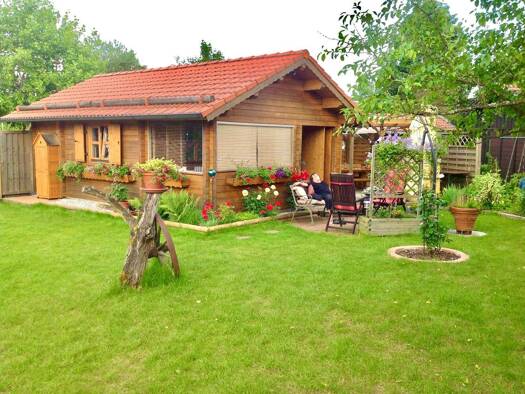 Haus zum Kauf 226.600 € 2 Zimmer 33 m² 367 m² Grundstück Am Wald Taufkirchen 82024