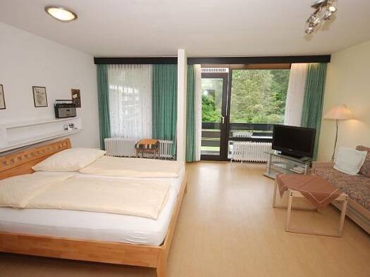 Studio zur Miete Wohnen auf Zeit 850 € 1,5 Zimmer 38 m² frei ab sofort Schroffenstraße 1 Karlstein Bad Reichenhall 83435