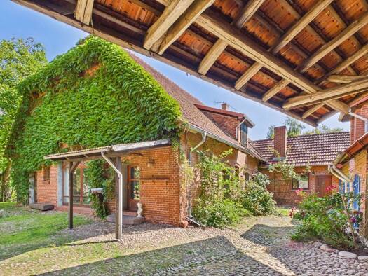Haus zum Kauf 429.000 € 5 Zimmer 225 m² 25.777 m² Grundstück Bierde Böhme 29693