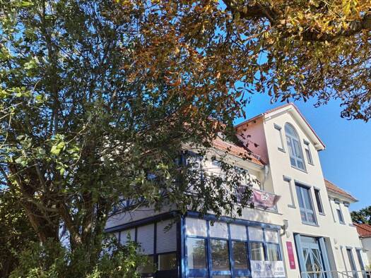 Wohnung zur Miete 1.100 € 2,5 Zimmer 88 m² frei ab 15.10.2026 Radebeul 01445