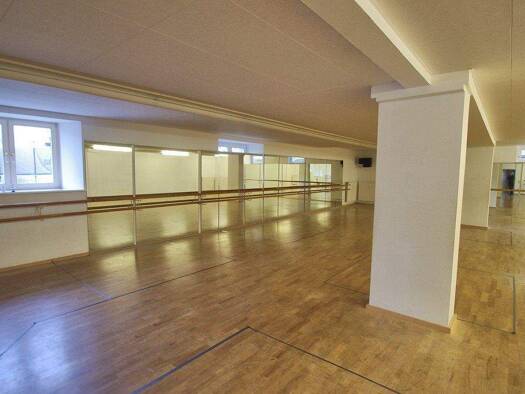 Bürogebäude zur Miete 1.100 € 4 Zimmer 15 m² Bürofläche Coburg 96450