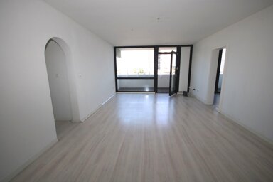 Wohnung zum Kauf 295.000 € 3 Zimmer 79,5 m² 15. Geschoss frei ab sofort Sachsenhausen - Süd Frankfurt am Main 60598