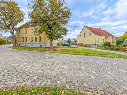 Mehrfamilienhaus zum Kauf 550.000 € 23 Zimmer 530,8 m² 1.925 m² Grundstück Etzin Ketzin 14669