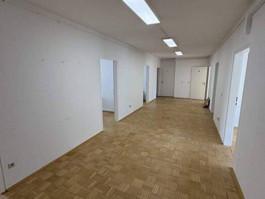 Büro zur Miete 3.045 € 8 Zimmer 203 m² Bürofläche Wien 1090