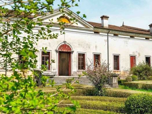 Haus zum Kauf 2.500.000 € 3.000 m² Velo 36010