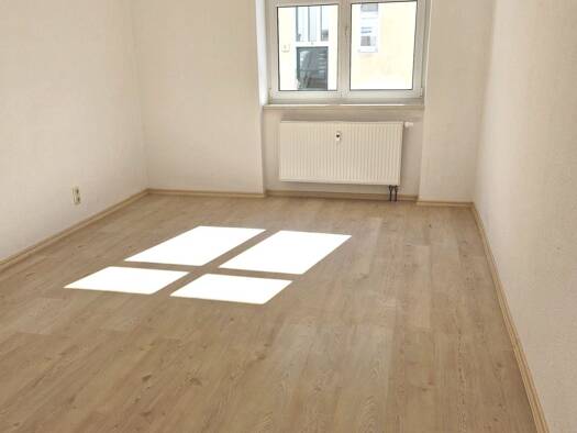 Wohnung zur Miete 305 € 2 Zimmer 63,7 m² EG frei ab sofort Fröbelstraße 6a Gablenz Chemnitz 09126