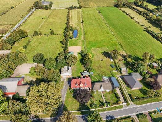 Haus zum Kauf 549.000 € 8 Zimmer 203,9 m² 10.844 m² Grundstück Büttjebüll Bordelum / Büttjebüll 25852