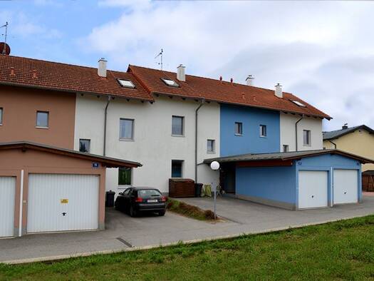 Reihenmittelhaus zur Miete 960 € 92 m² Franz Griesser Str. 11 Heidenreichstein 3860