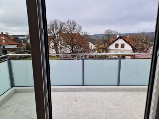 Wohnung zur Miete 650 € 1 Zimmer 44 m² EG frei ab sofort Isen 84424