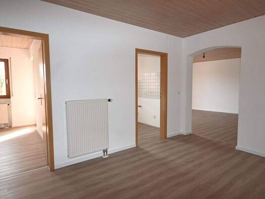 Wohnung zur Miete 925 € 3 Zimmer 82 m² 2. Geschoss Woffenbach Neumarkt-Woffenbach 92318