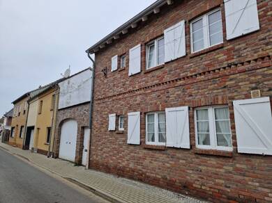 Einfamilienhaus zum Kauf provisionsfrei 319.000 € 4 Zimmer 150 m² 641 m² Grundstück Kofferen Linnich 52441