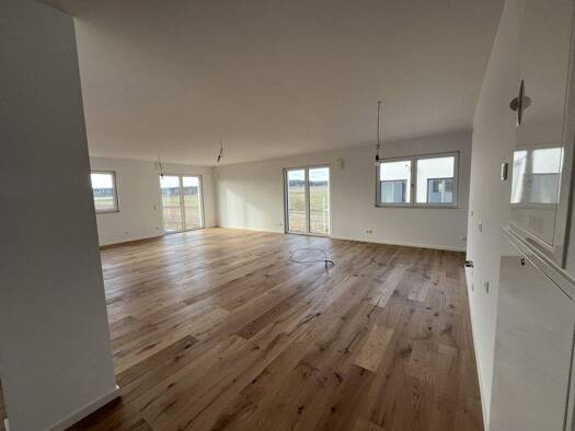 Wohnung zum Kauf 568.566 € 4 Zimmer 135,3 m² 1. Geschoss Kirchenlaibach Speichersdorf 95469