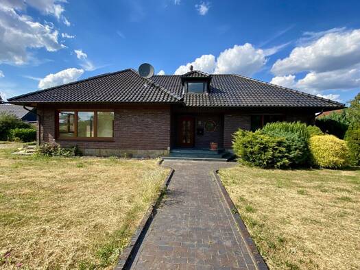 Bungalow zum Kauf 218.000 € 8 Zimmer 177 m² 2.124 m² Grundstück Neuenkirchen Neuenkirchen 49586