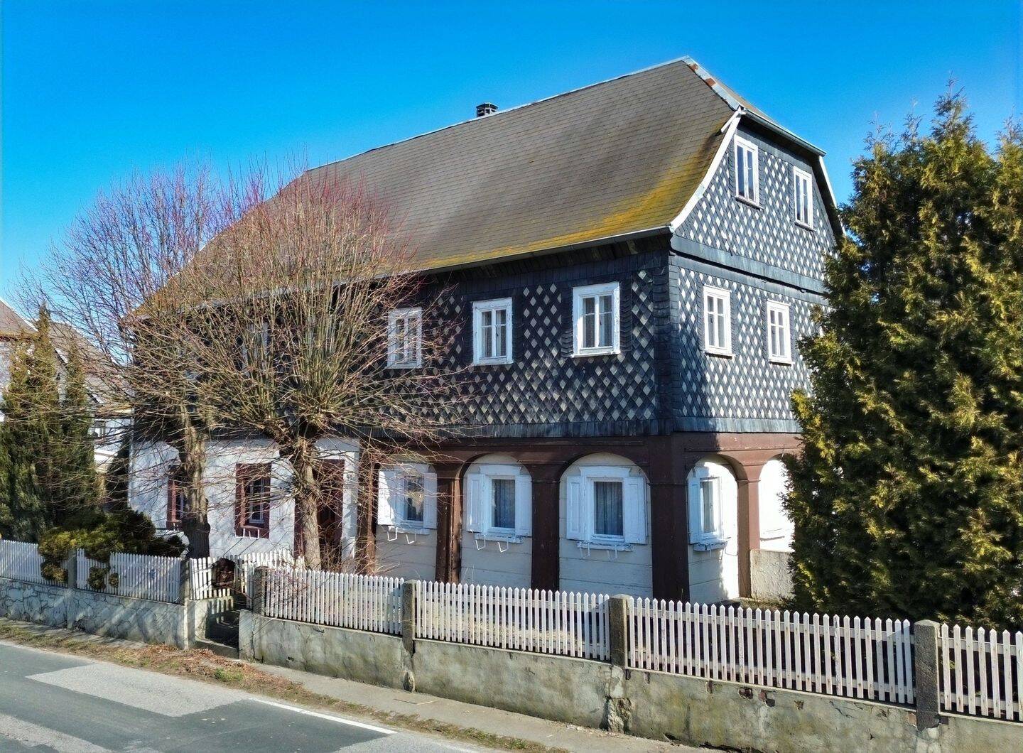 Einfamilienhaus zum Kauf - Ansicht 2