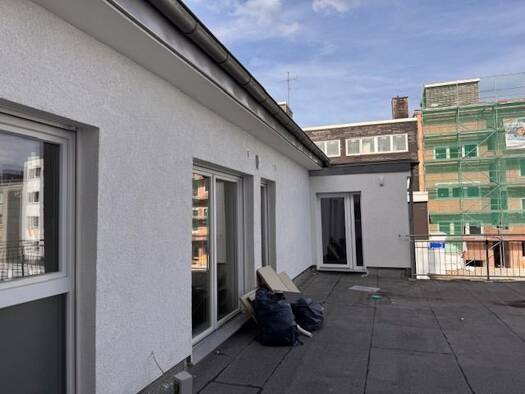 Wohnung zur Miete 1.350 € 4 Zimmer 130 m² frei ab sofort Solingen-Mitte Solingen 42651