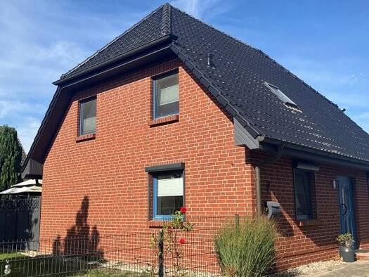 Einfamilienhaus zum Kauf 265.000 € 4 Zimmer 114 m² 652 m² Grundstück Strasburg Strasburg (Uckermark) 17335