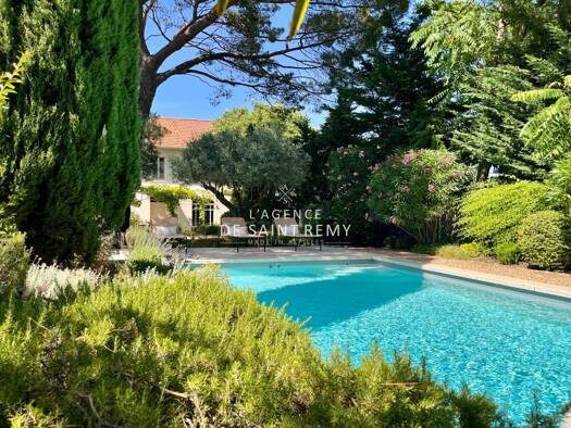 Haus zum Kauf 1.680.000 € 140 m² 600 m² Grundstück Centre Ville Saint-Rémy-de-Provence 13210