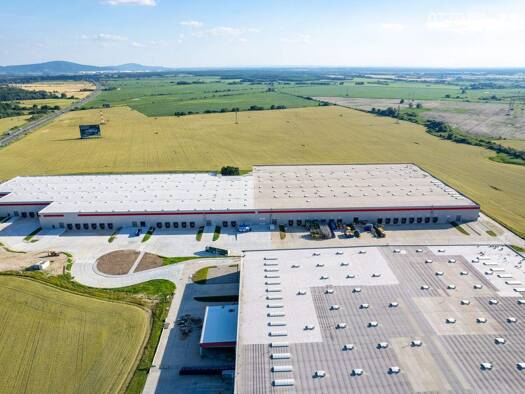 Produktionshalle zur Miete provisionsfrei 7.309 m² Lagerfläche teilbar ab 3.500 m² Lozorno 900 55