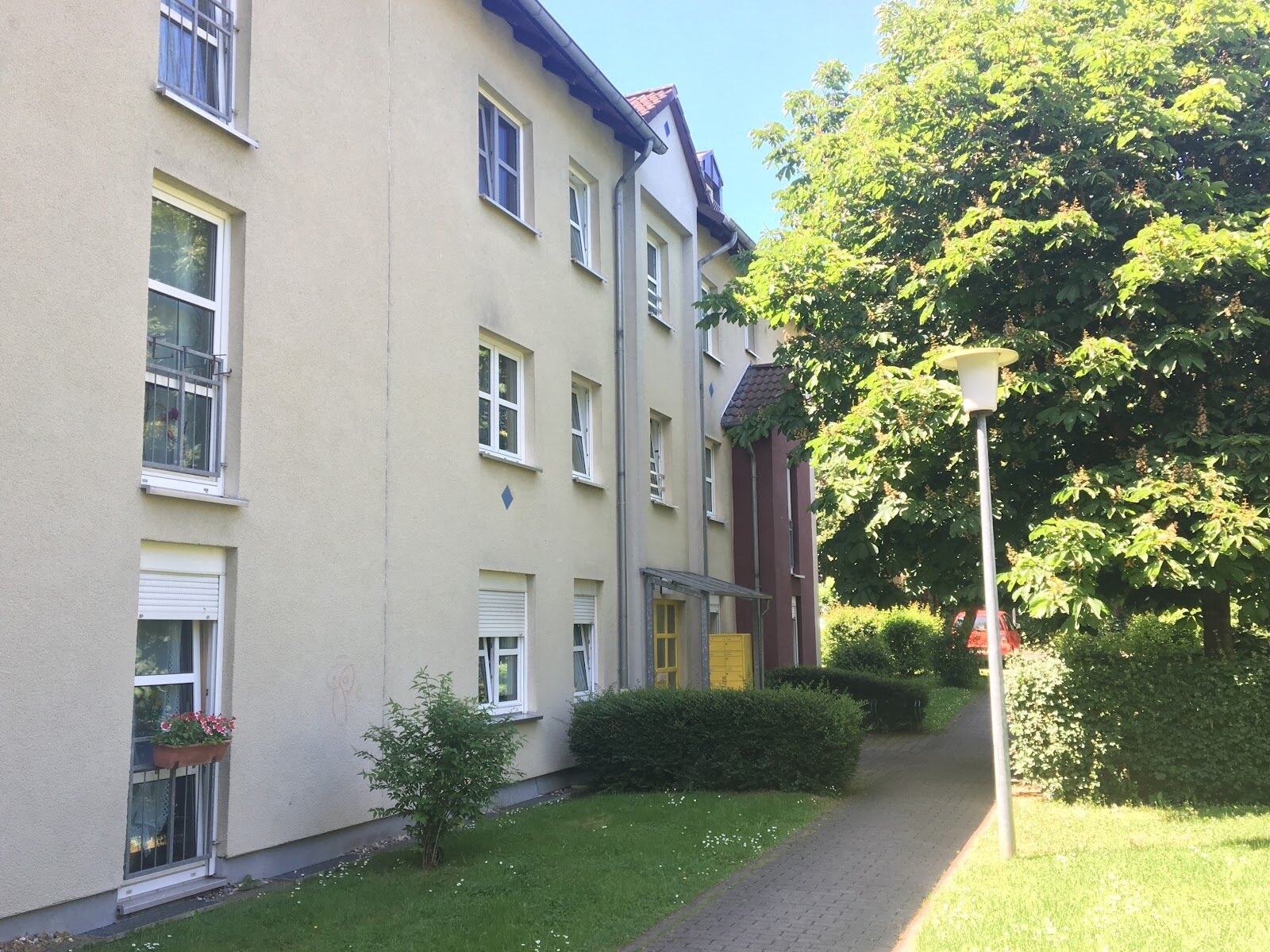 Wohnung zur Miete nur mit Wohnberechtigungsschein 222 € 2 Zimmer 53,8 m²<br/>Wohnfläche 01.12.2024<br/>Verfügbarkeit Birkenallee 66 Altenbauna Baunatal 34225