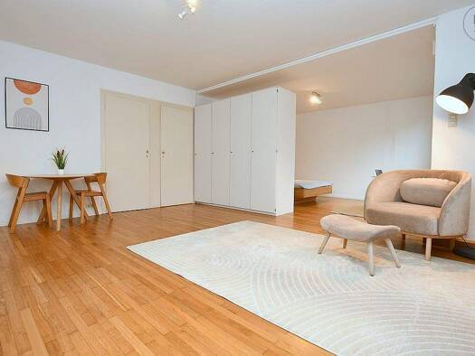 Wohnung zur Miete Wohnen auf Zeit 1.090 € 1,5 Zimmer 55 m² frei ab 01.01.2026 Ost Stuttgart 70184