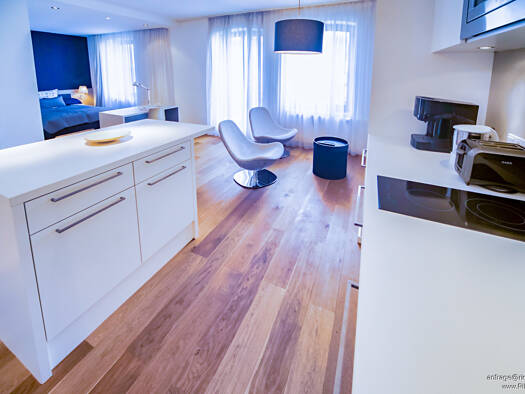 Wohnung zur Miete 1.390 € 1 Zimmer 45 m² 3. Geschoss frei ab sofort Hansaring 3 Neustadt-Nord Köln / Neustadt-Nord 50670