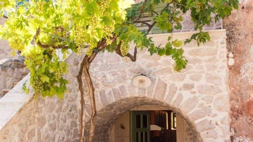 Haus zum Kauf 4 Zimmer 94 m² Iz - Rava