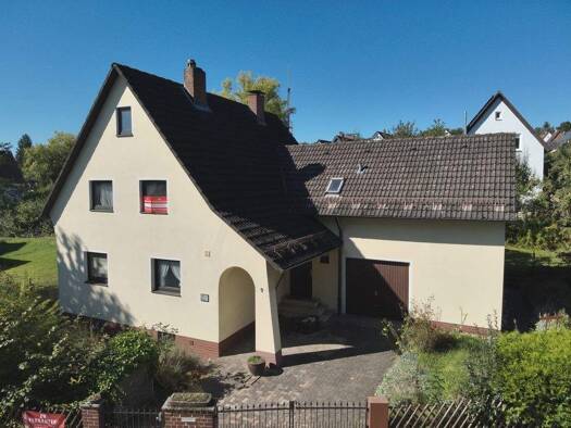 Einfamilienhaus zum Kauf 379.000 € 7 Zimmer 155,1 m² 792 m² Grundstück City Bayreuth 95445