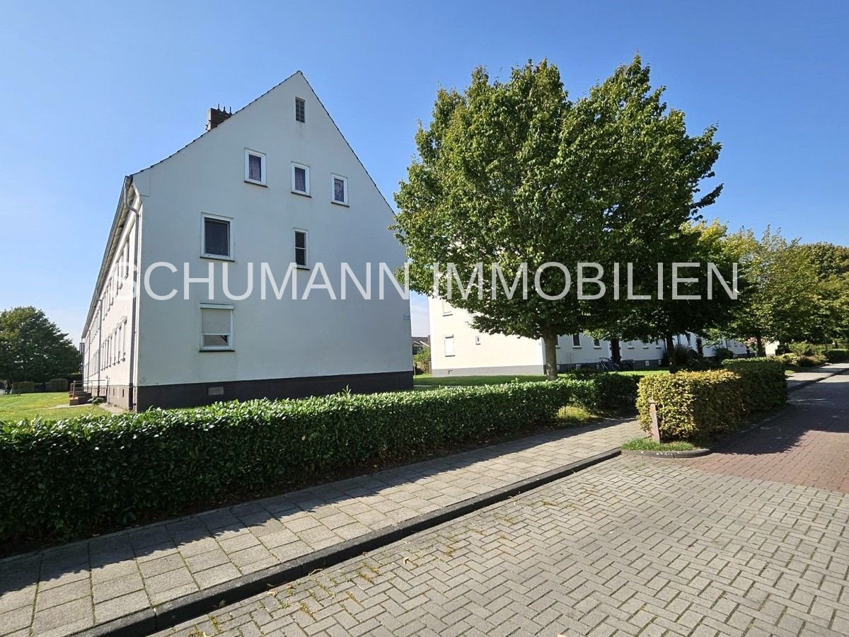 Wohnung zum Kauf 95.000 € 3 Zimmer 75 m²<br/>Wohnfläche Sande Sande 26452