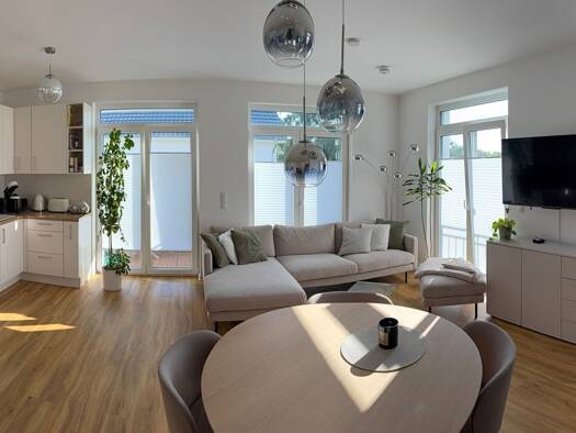 Wohnung zur Miete 1.350 € 2 Zimmer 60 m² Geschoss 1/2 frei ab sofort Mahlsdorf Marzahn-Hellersdorf 12623