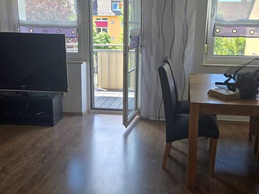 Wohnung zur Miete 900 € 3 Zimmer 69 m² Geschoss 1/2 frei ab sofort Burgfarrnbach Fürth 90768