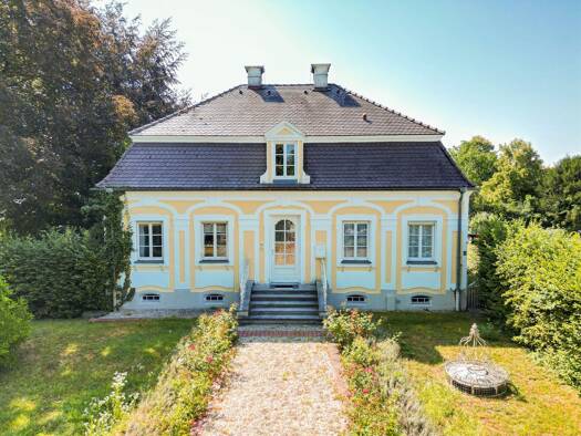 Einfamilienhaus zum Kauf 495.000 € 7 Zimmer 291 m² 1.353 m² Grundstück Künzing Künzing 94550