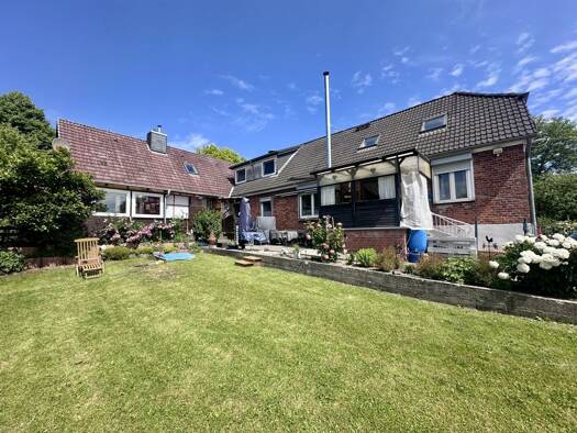 Mehrfamilienhaus zum Kauf 360.000 € 12 Zimmer 292 m² 943 m² Grundstück Dunkelsdorf 23623