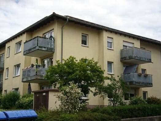 Wohnung zur Miete 306 € 1 Zimmer 37,4 m² 1. Geschoss frei ab sofort Schillerstraße 16 Geithain Geithain 04643