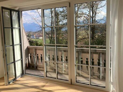 Wohnung zum Kauf 855.000 € 2 Zimmer 104,7 m² Geschoss 1/2 frei ab sofort Prien Prien am Chiemsee 83209