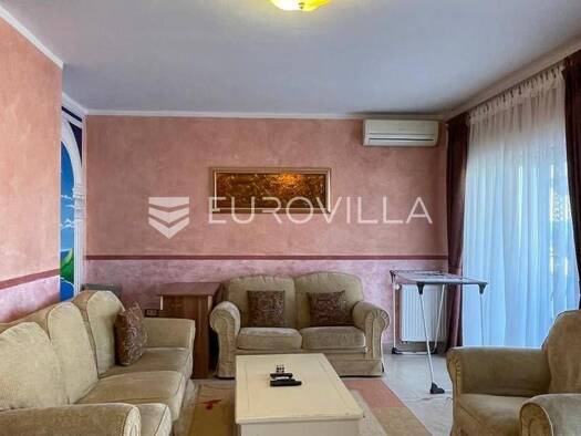 Wohnung zur Miete 1.600 € 2 Zimmer 100 m² Pjescana Uvala Vinkuran