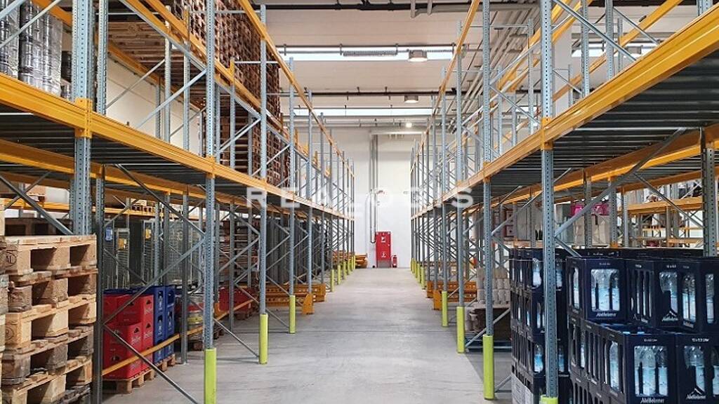 Halle/Industriefläche zur Miete 3.500 m² Lagerfläche teilbar ab 1.750 m² Ismaning 85737