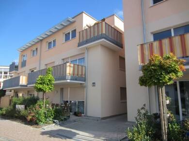 Wohnung zur Miete 700 € 2 Zimmer 60,2 m² EG Am Stadtrand 3 a Hagenbach 76767