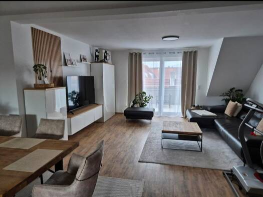 Wohnung zur Miete 1.250 € 4 Zimmer 94 m² Geschoss 2/3 frei ab 01.02.2026 Gochsheim 97469