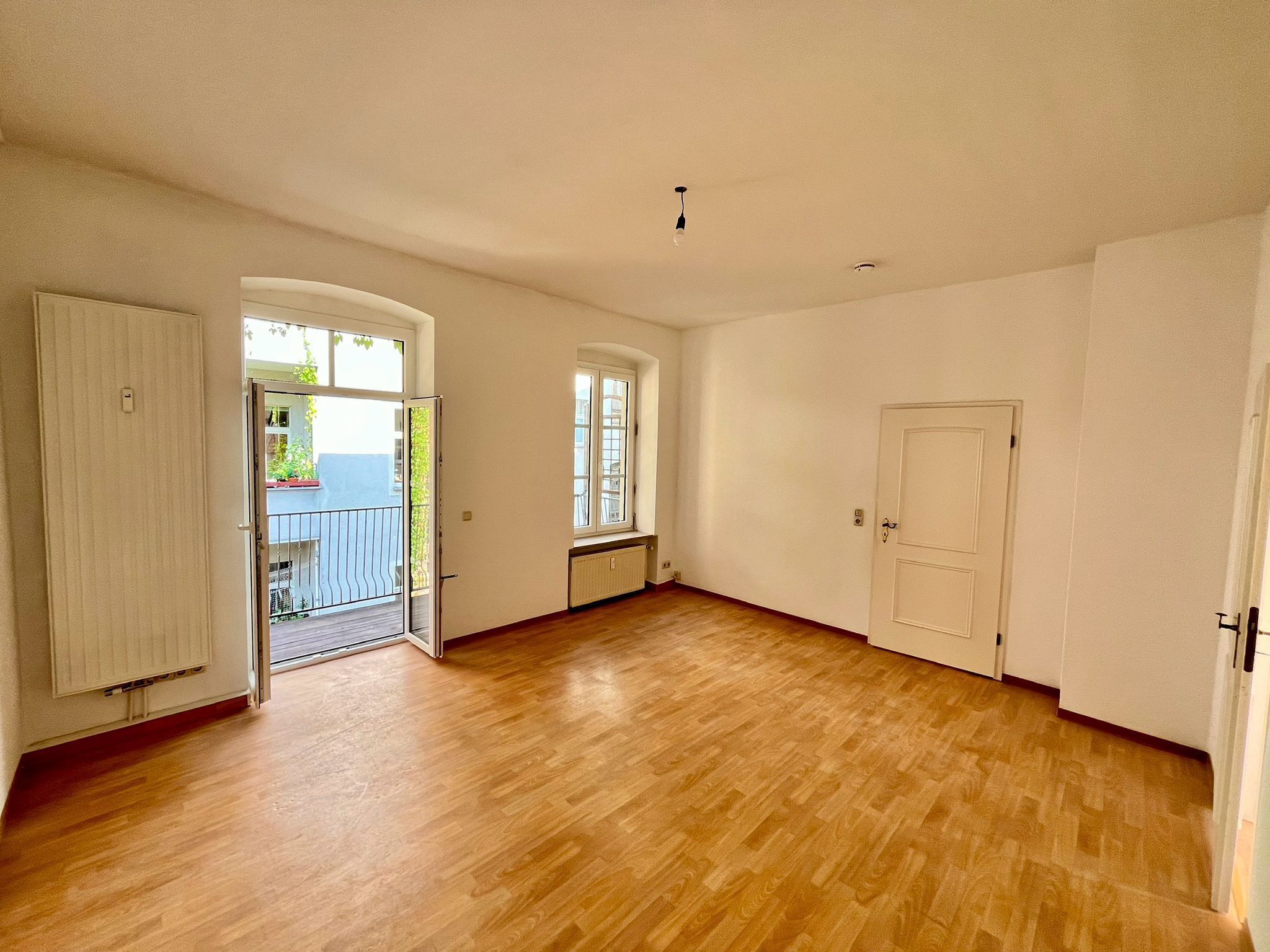 Wohnung zur Miete 530 € 3,5 Zimmer 82 m²<br/>Wohnfläche 1.<br/>Geschoss ab sofort<br/>Verfügbarkeit Hartmannstraße 3A Innenstadt Görlitz 02826