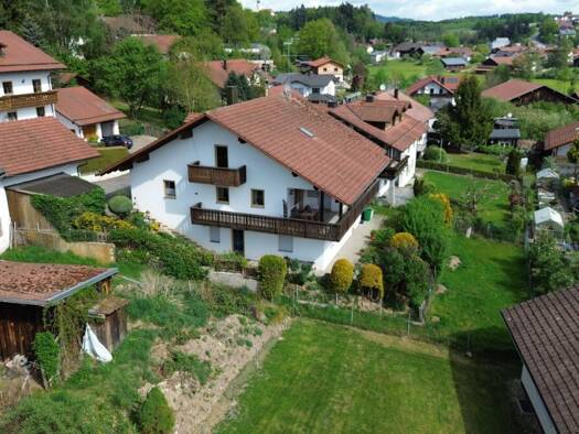 Einfamilienhaus zum Kauf 375.000 € 7 Zimmer 314,8 m² 826 m² Grundstück Stallwang Stallwang 94375