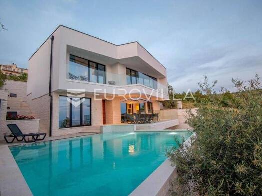 Haus zum Kauf 2.100.000 € 4 Zimmer 373 m² Bilo magistrala Primošten 22202